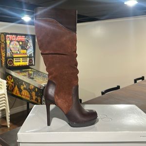 Jessica Simpson boots